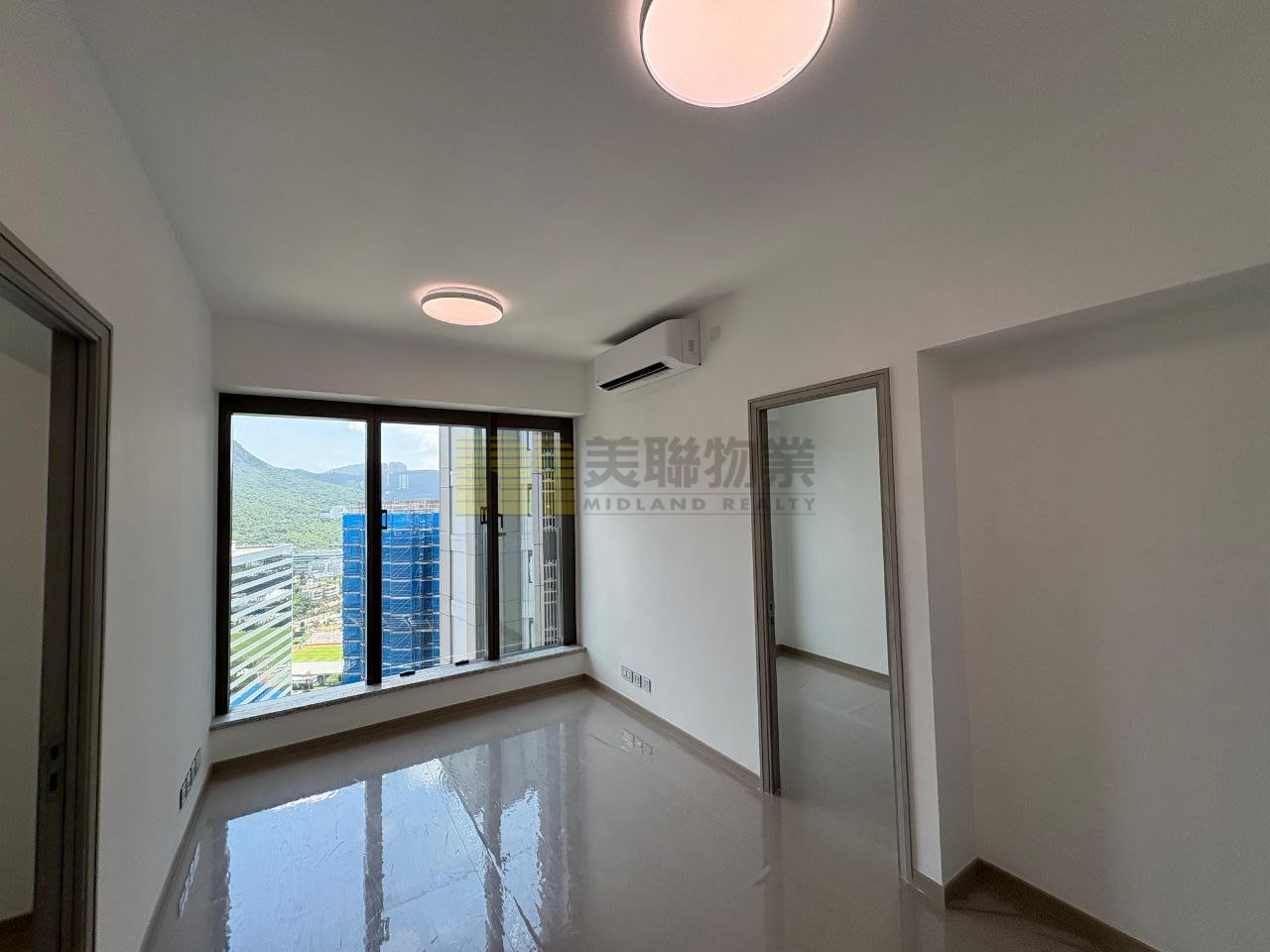 THE SOUTHSIDE PH 03 BLUE COAST TWR 03 Wong Chuk Hang H 1735204 For Buy