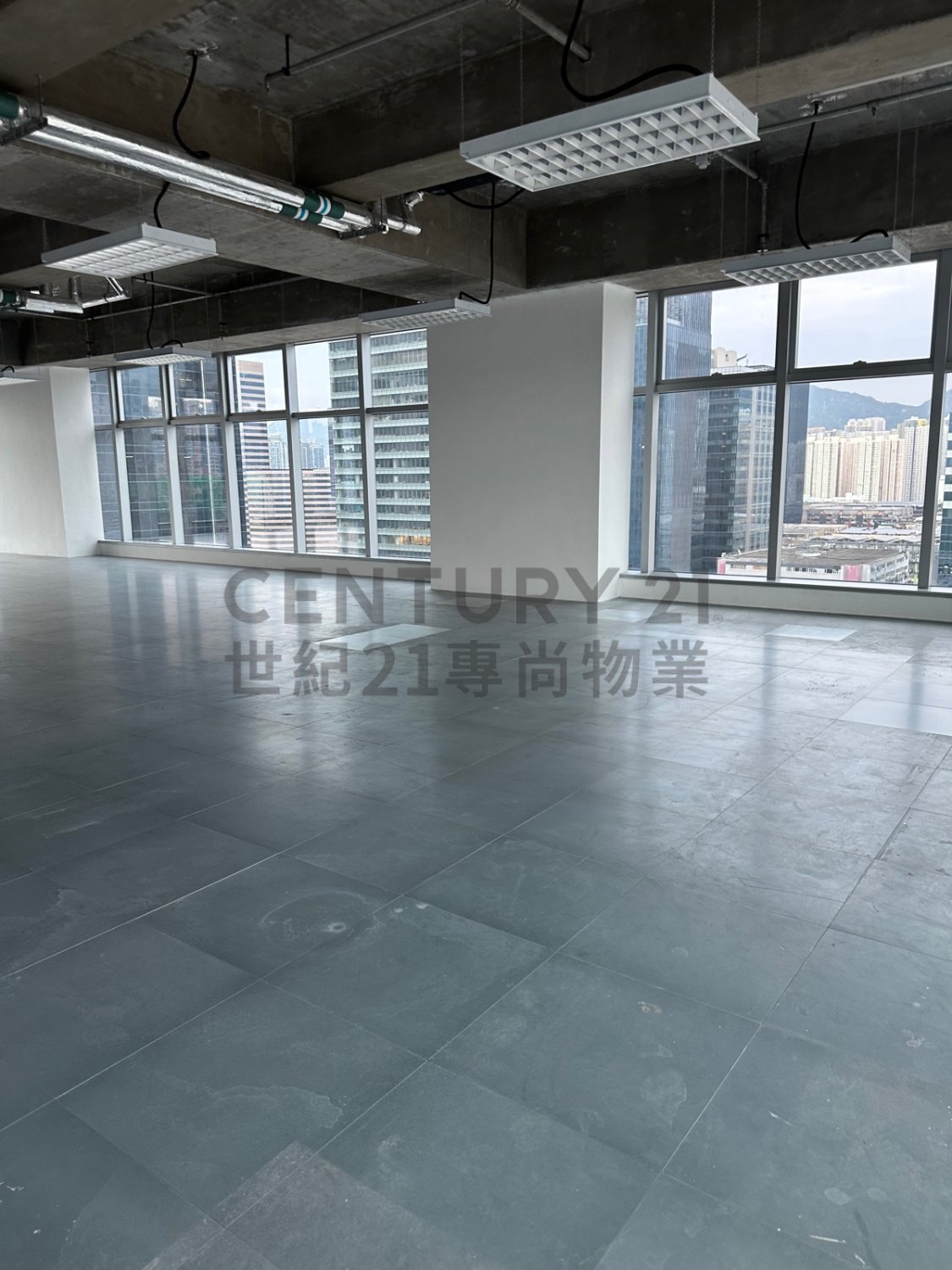 CAPITAL TWR B Kowloon Bay H C107137 For Buy