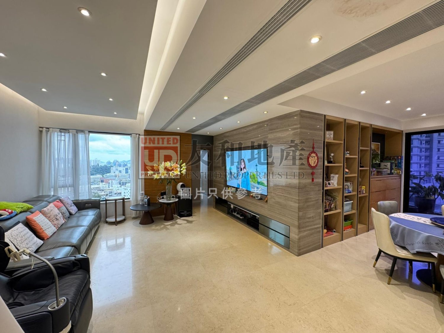 BEACON HILL COURT Kowloon Tong H K178624 For Buy