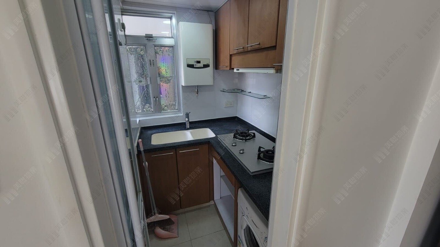 LUCKY PLAZA FUNG LAM COURT (C1) Shatin H 1782684 For Buy