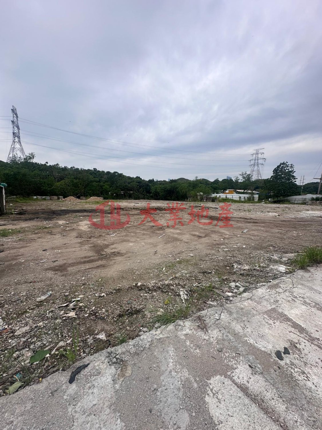 HUNG LUNG HANG Sheung Shui 010795 For Buy