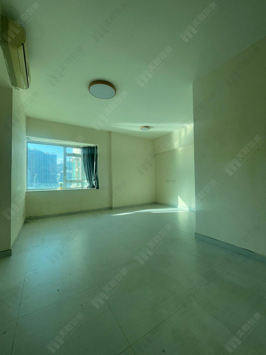 RAVANA GDN BLK 01 Shatin M 1730970 For Buy