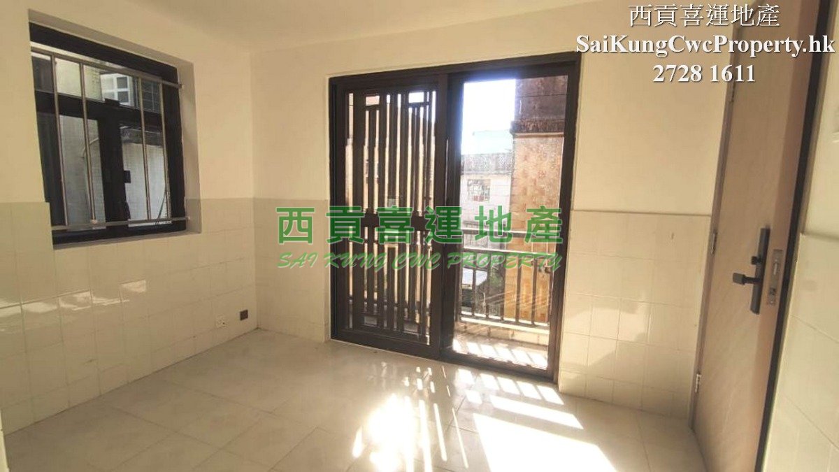 2/F with Rooftop*Ho Chung 2 Bedrooms Sai Kung 033181 For Buy