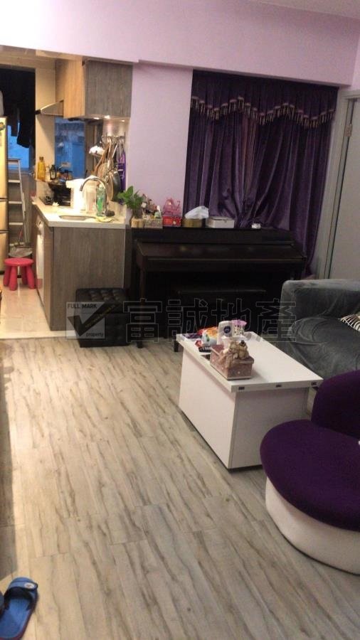 HOI HUNG BLDG Wong Tai Sin M F089316 For Buy