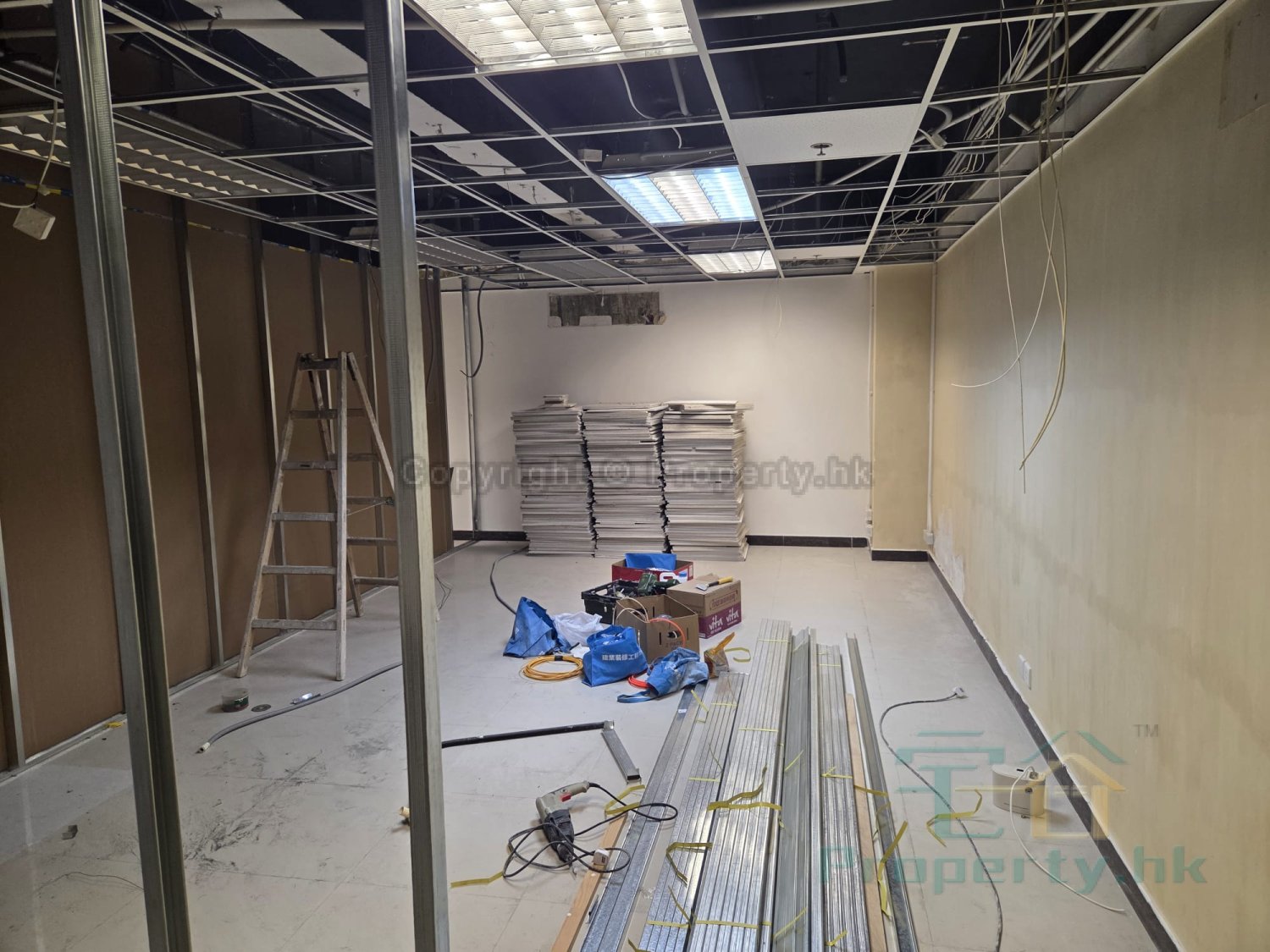 EAST SUN IND CTR Kwun Tong M C512012 For Buy