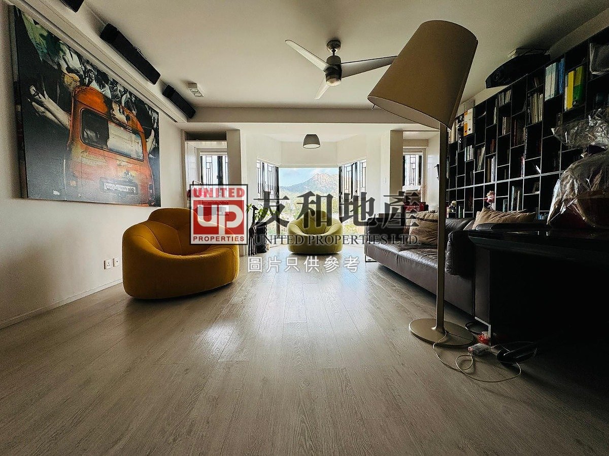 BEVERLY VILLAS BLK 05 Kowloon Tong H T133578 For Buy