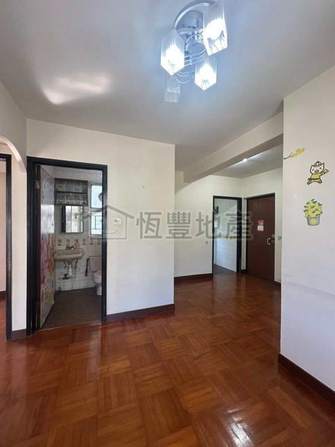 WALTON EST TAK SHOU HSE B3 (PSPS) Chai Wan H W020127 For Buy