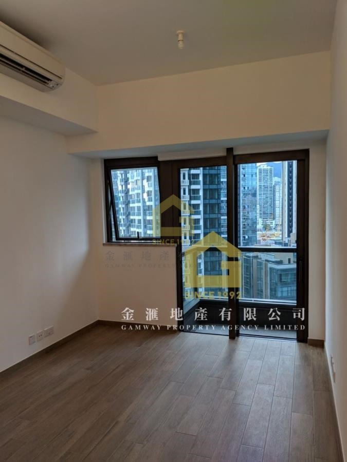 VIBE CENTRO  Kowloon Bay M R161731 For Buy