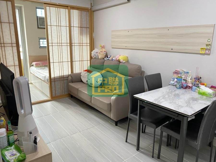 KAM CHUN COURT  Ma On Shan T180822 For Buy