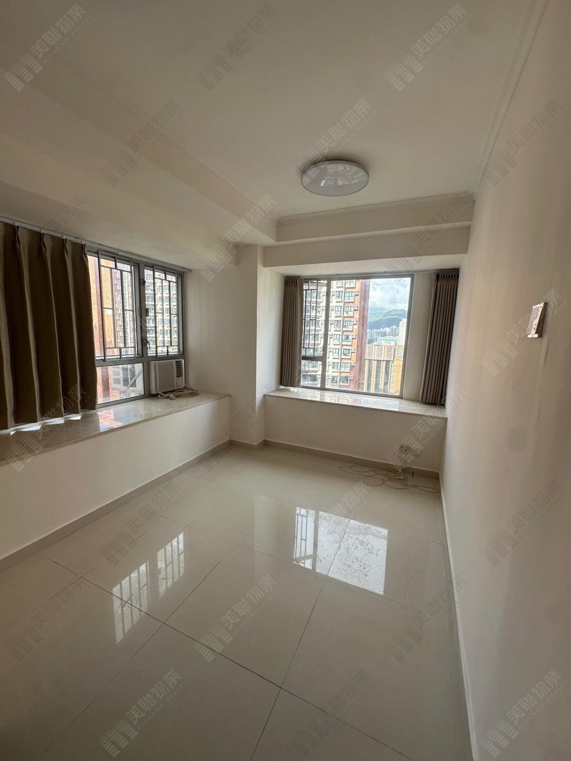 HILTON PLAZA BLK A Shatin H 1740828 For Buy