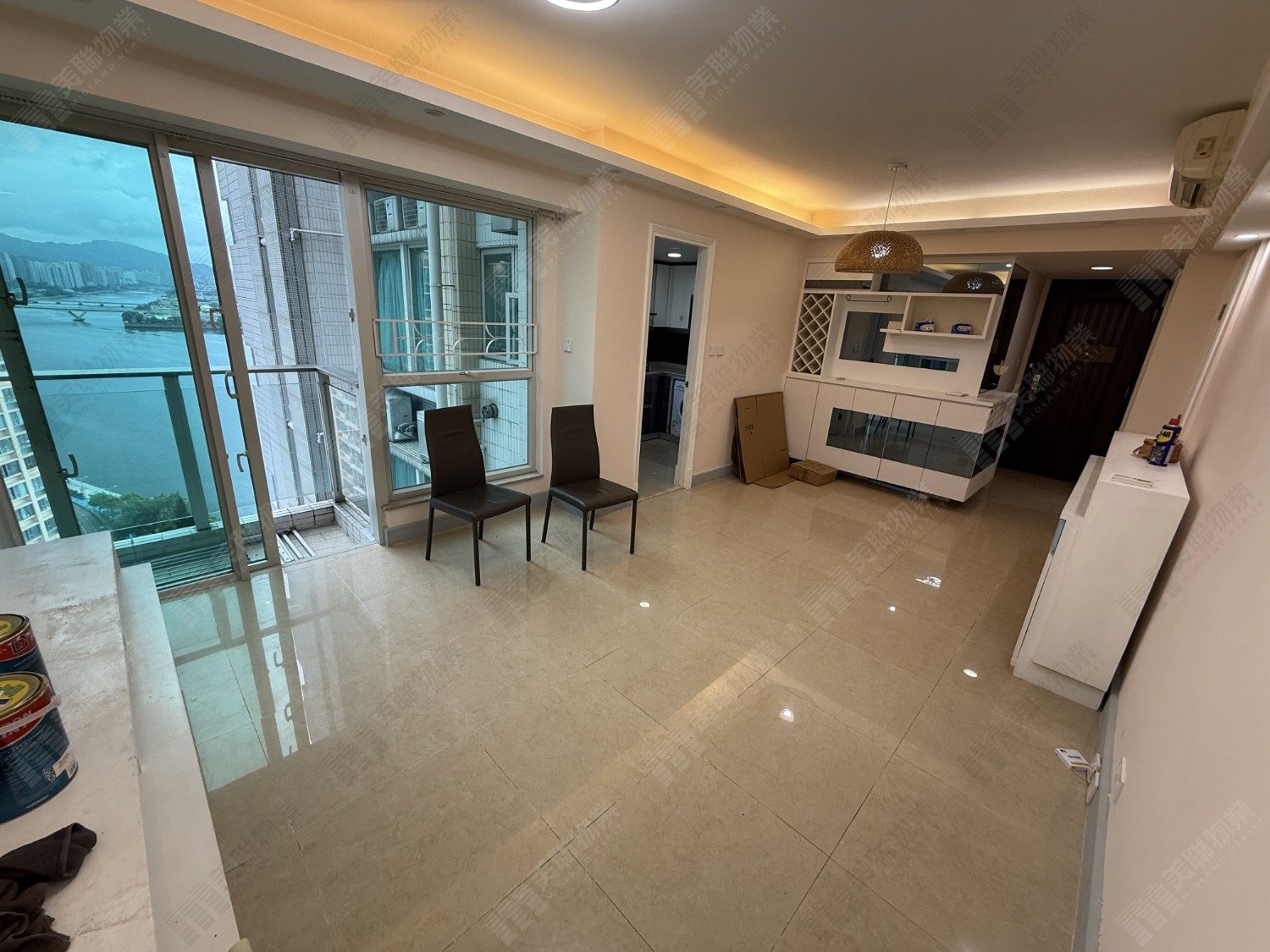 OCEANAIRE TWR 01A Ma On Shan H 1746282 For Buy