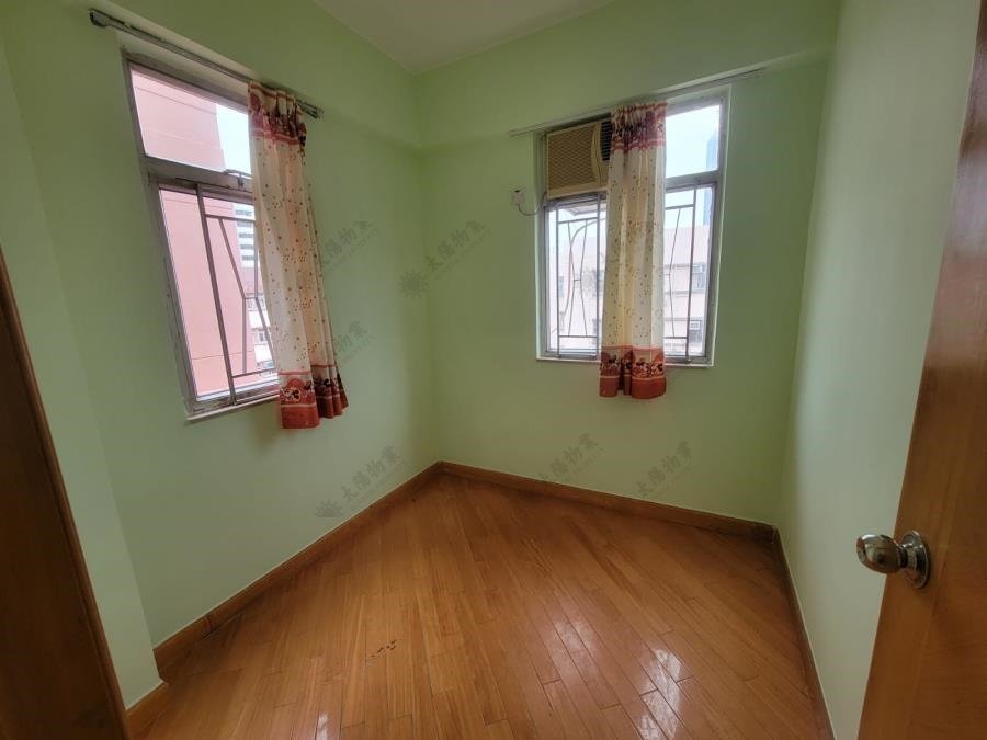 WHAMPOA EST, LOK KWAI BLDG BLK D Hunghom H 1762548 For Buy