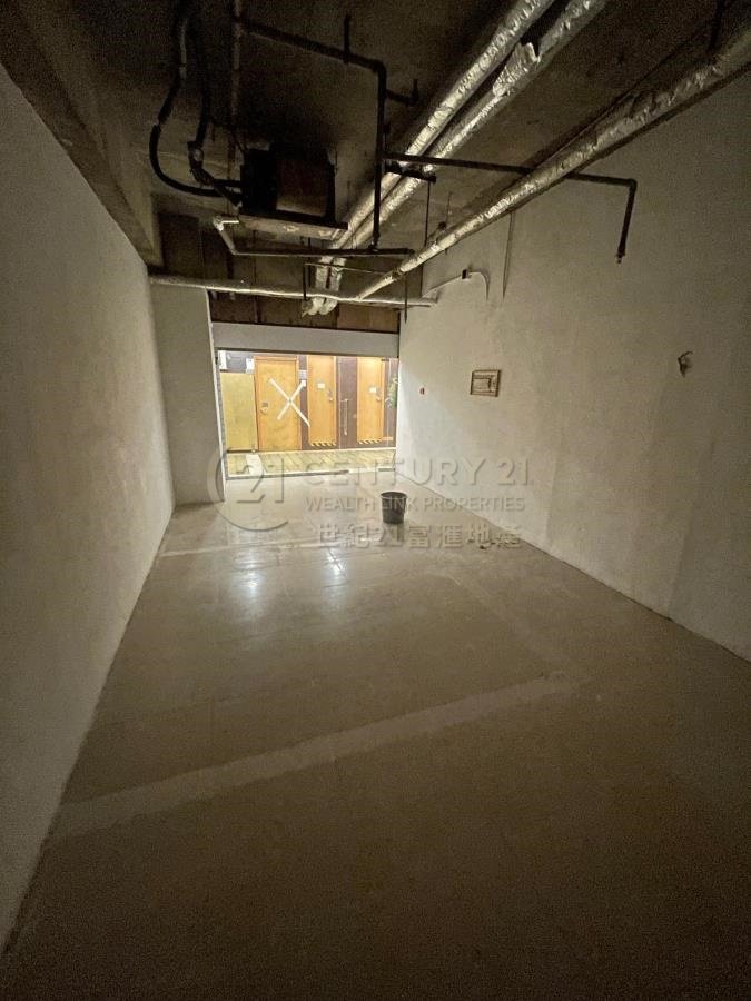 PENINSULA CTR Tsim Sha Tsui 012470 For Buy