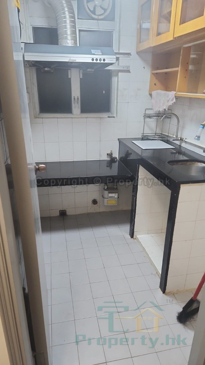 EASTLAND TWR BLK B Sham Shui Po H 1787350 For Buy