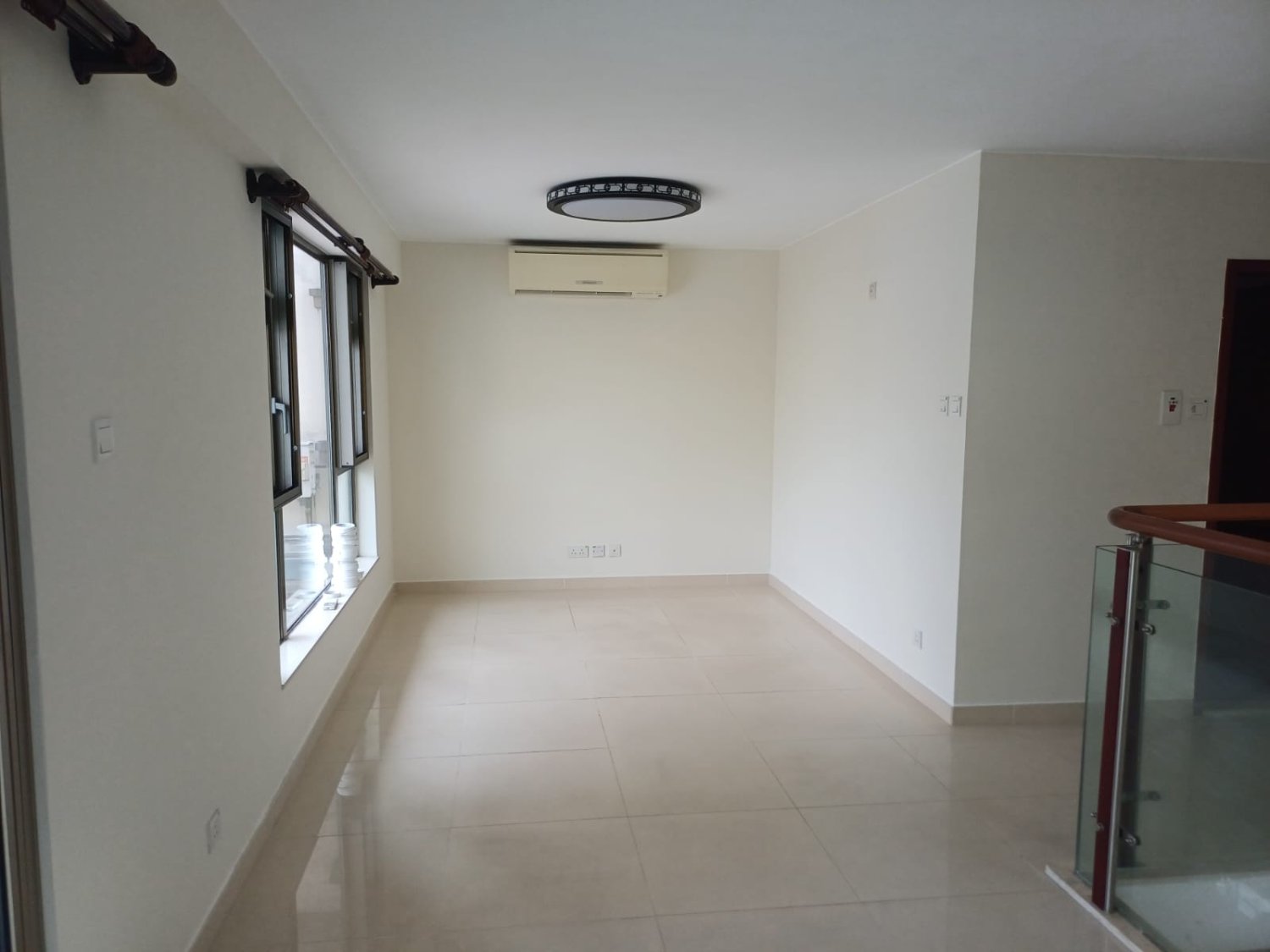 EMERALD VILLA Tin Shui Wai 000110 For Buy