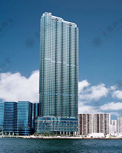 HARBOURFRONT LANDMARK TWR 02 Hunghom H T082967 For Buy
