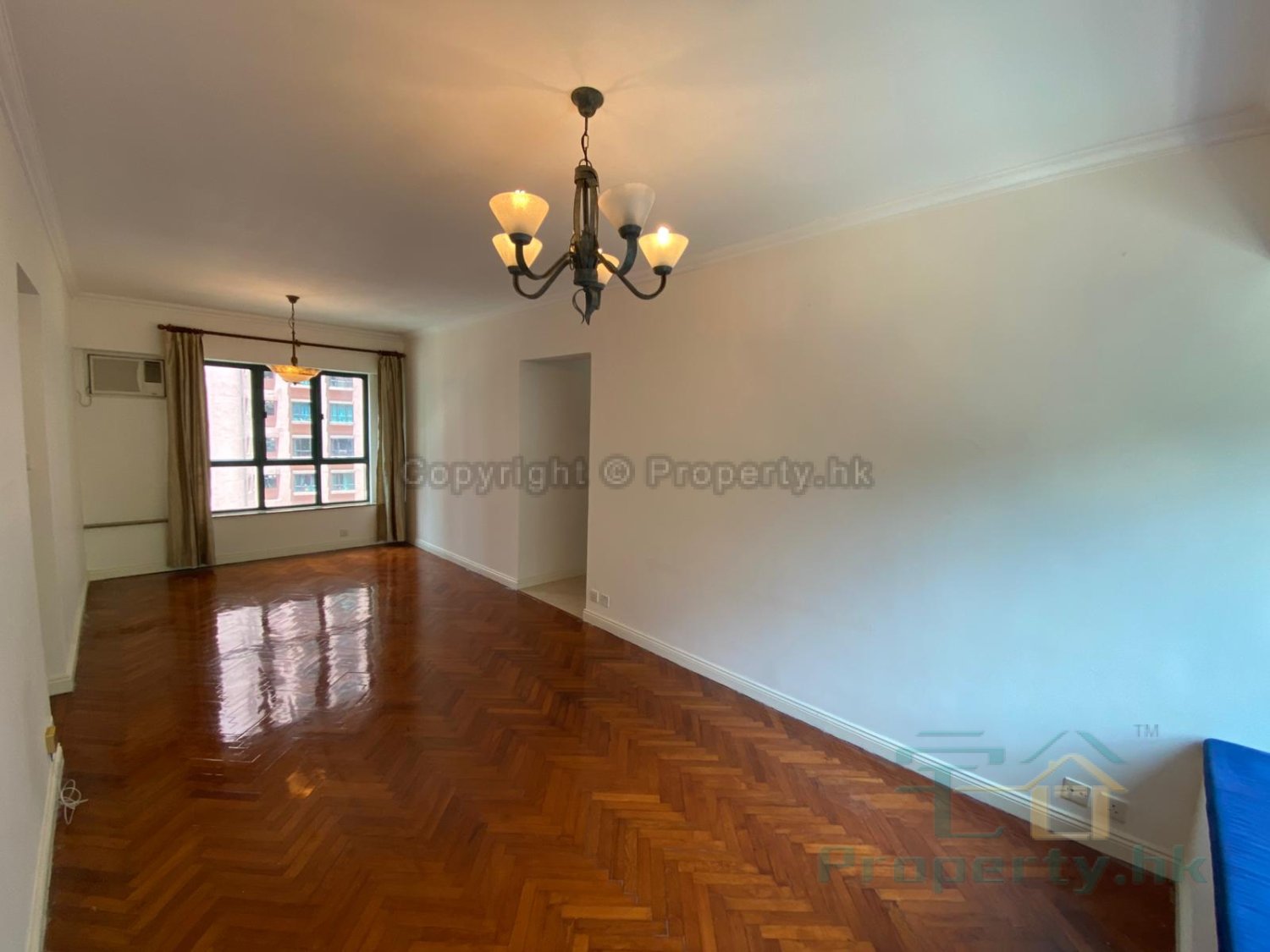 HILLSBOROUGH COURT BLK 02 Mid-Levels Central L C516556 For Buy