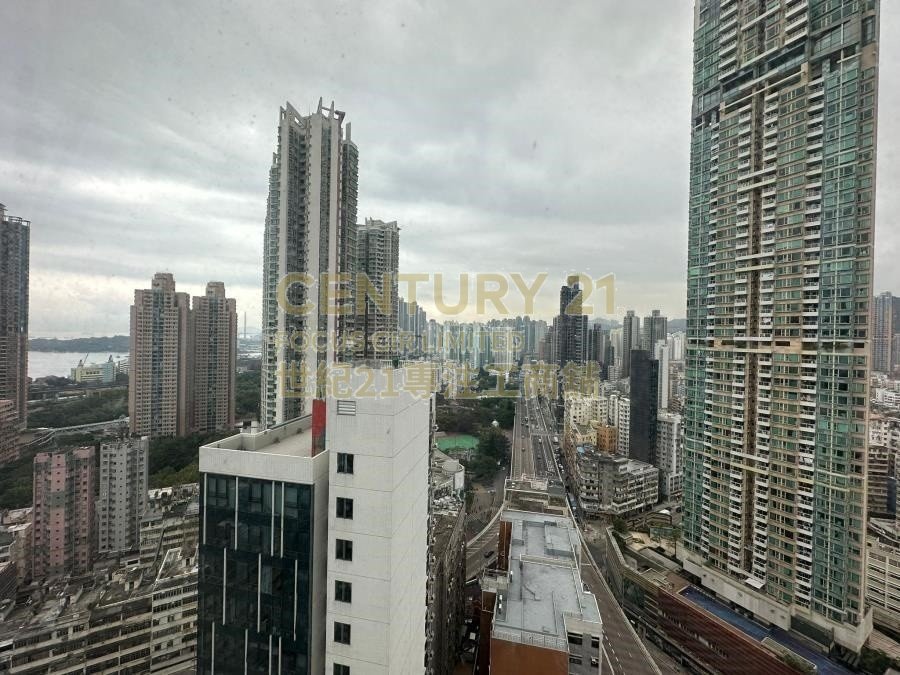 THE CLOUD Tai Kok Tsui H C167987 For Buy