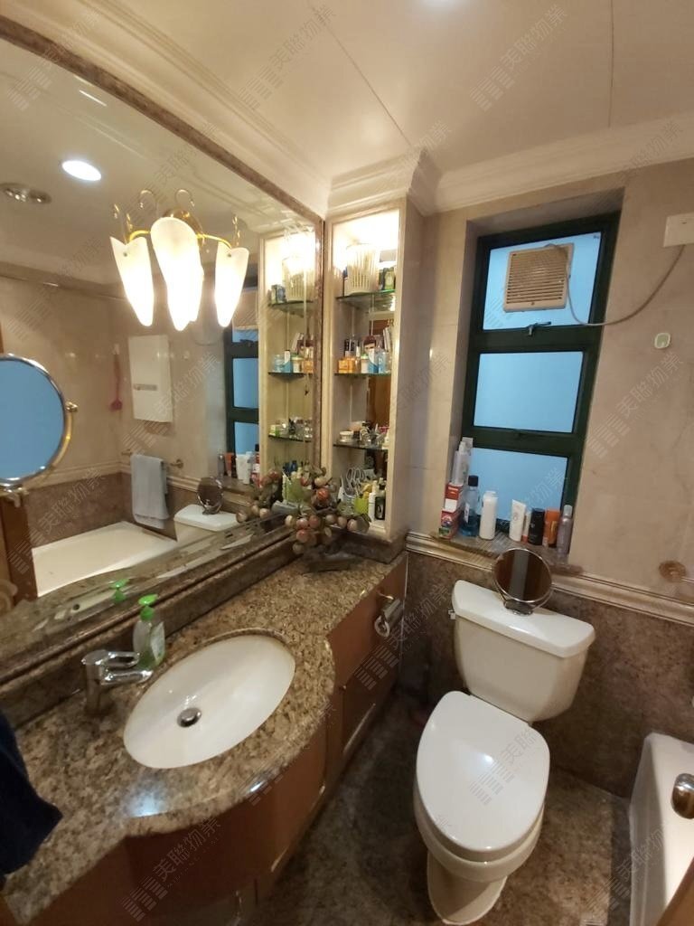 EAST POINT CITY BLK 02 Tseung Kwan O L 1780738 For Buy