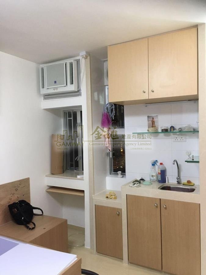 FUNG TAK ESTATE Diamond Hill H W042326 For Buy