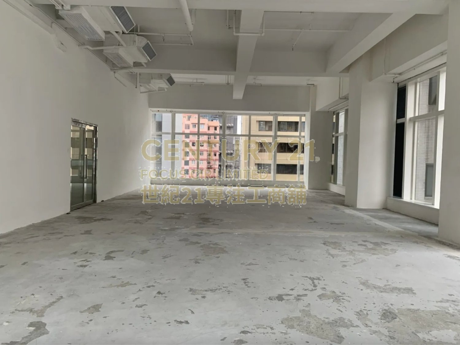 THE HENNESSY Wan Chai M C172141 For Buy