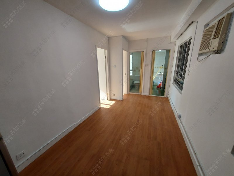 LUCKY PLAZA PAK LAM COURT (C2) Shatin L 1782694 For Buy