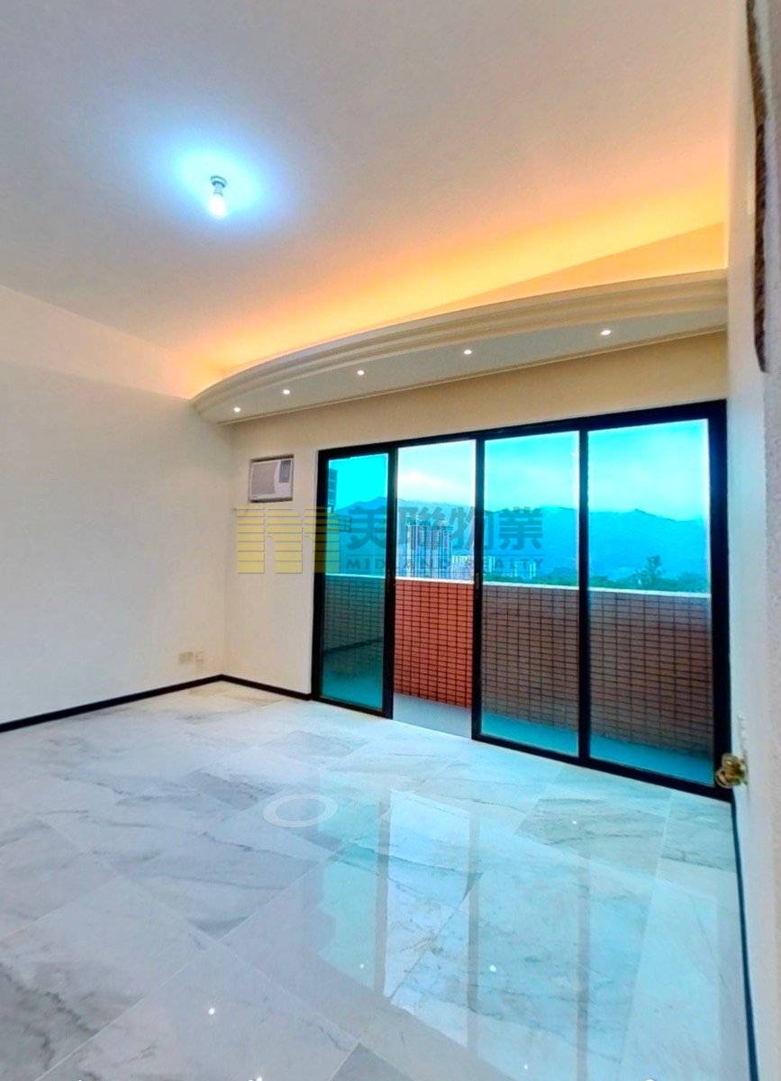 PRISTINE VILLA BLK 08 Shatin H 1638660 For Buy