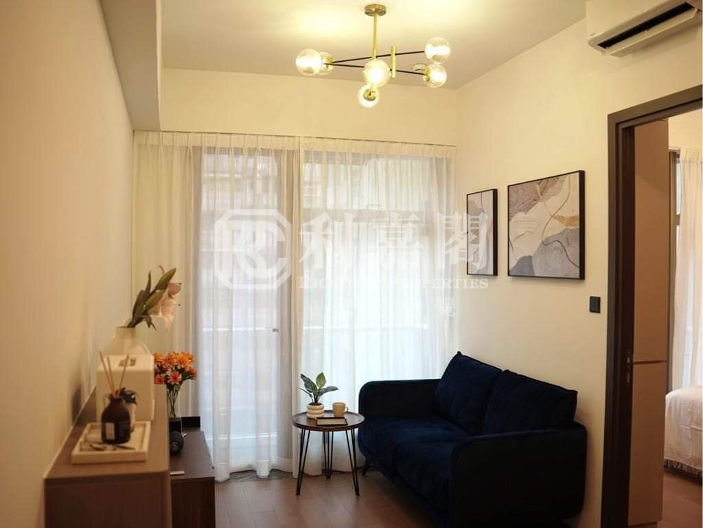SABLIER Tai Kok Tsui 1693672 For Buy