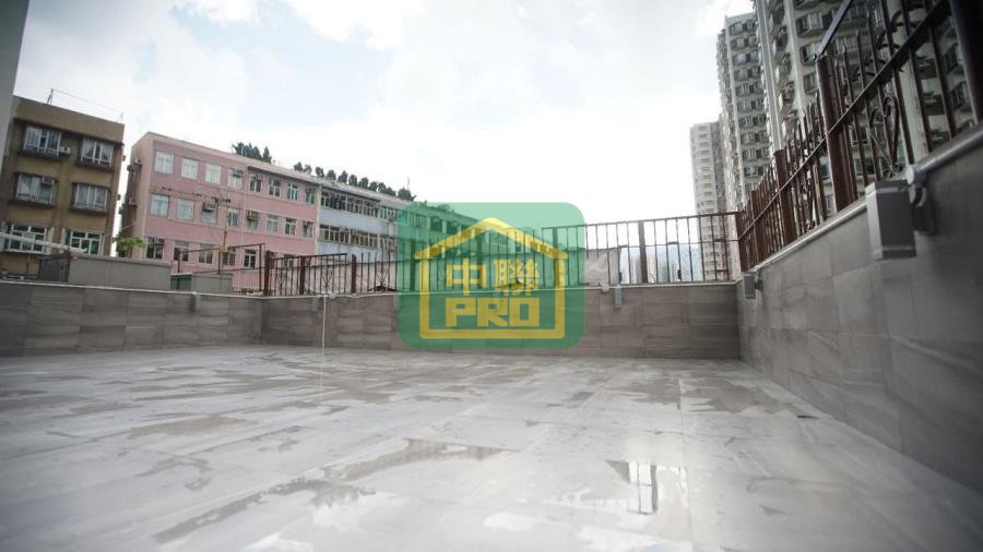 YUET ON BLDG Shatin T172979 For Buy
