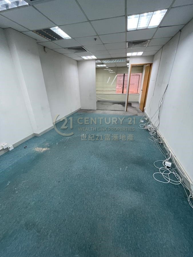 NEW MANDARIN PLAZA   Tsim Sha Tsui 011713 For Buy