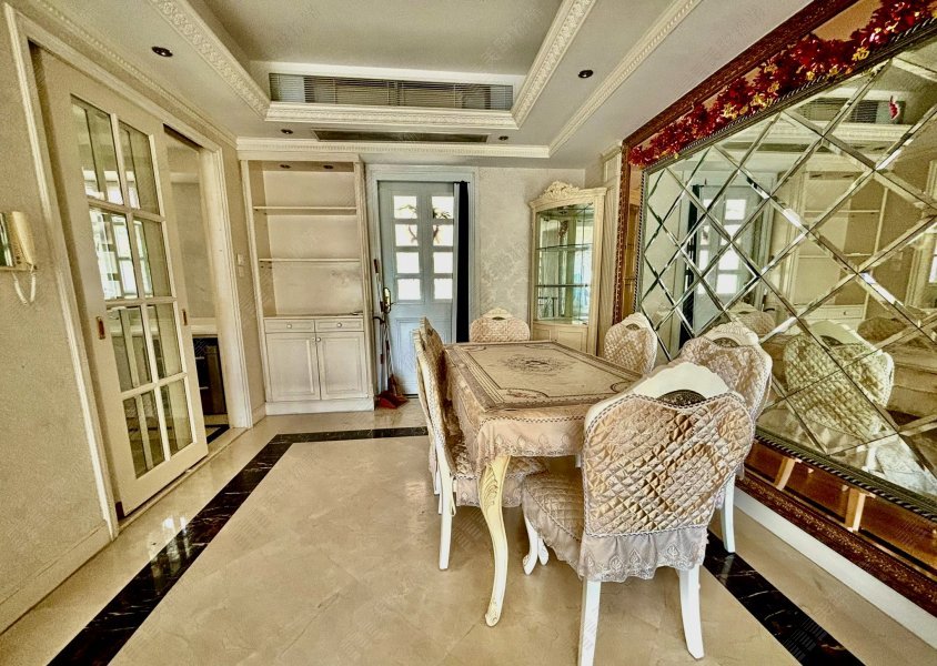 BEVERLY HILLS BOULEVARD DE CASCADE Tai Po 1646154 For Buy