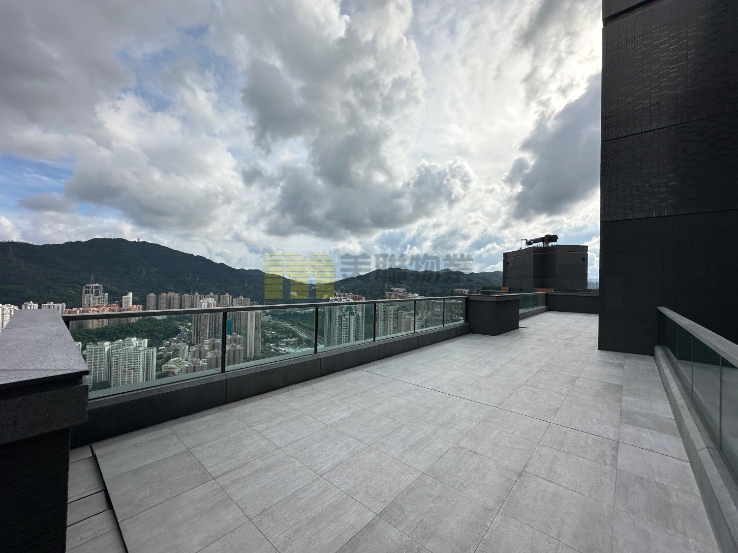 THE PAVILIA FARM TWR 05B Shatin H 1716676 For Buy