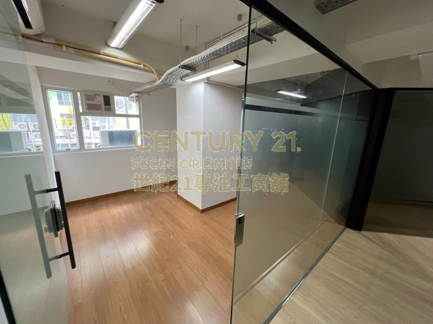 INTERNATIONAL PLAZA Kowloon Bay L K216468 For Buy