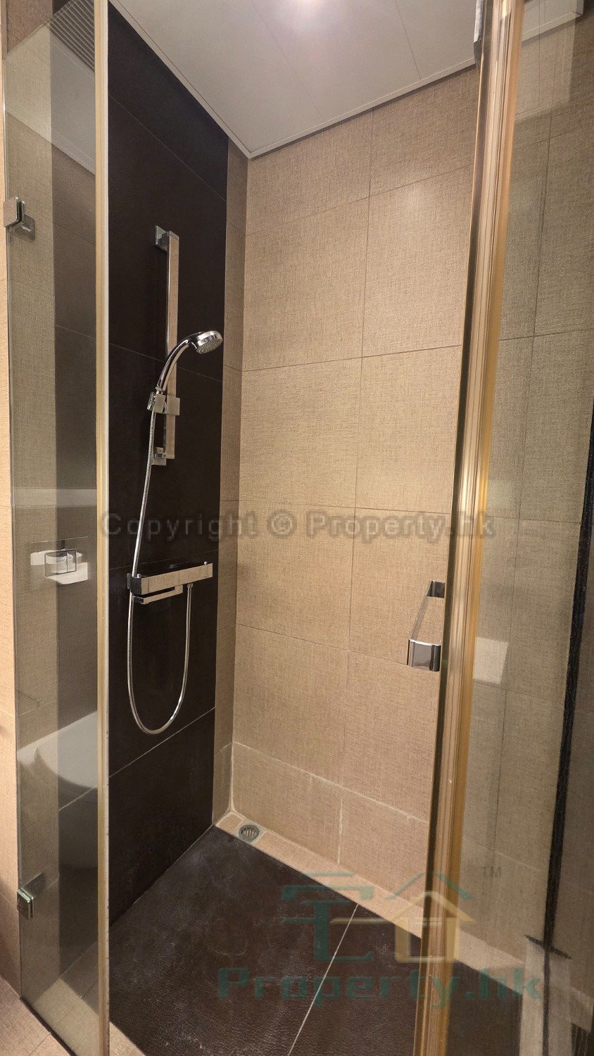 QUEEN'S CUBE Wan Chai H 1789344 For Buy