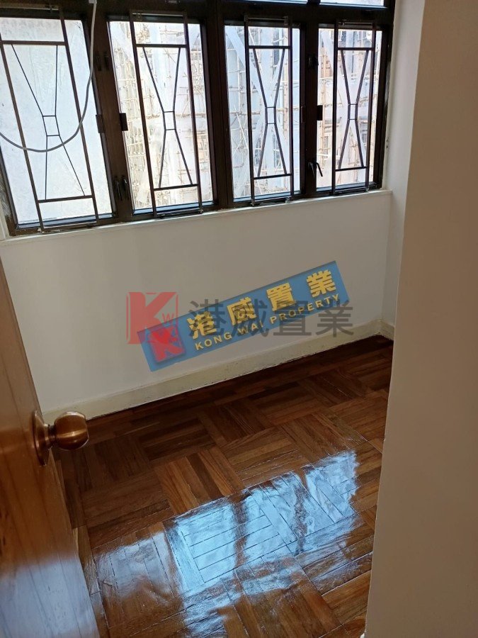 FU CHAU BLDG Cheung Sha Wan M U009448 For Buy