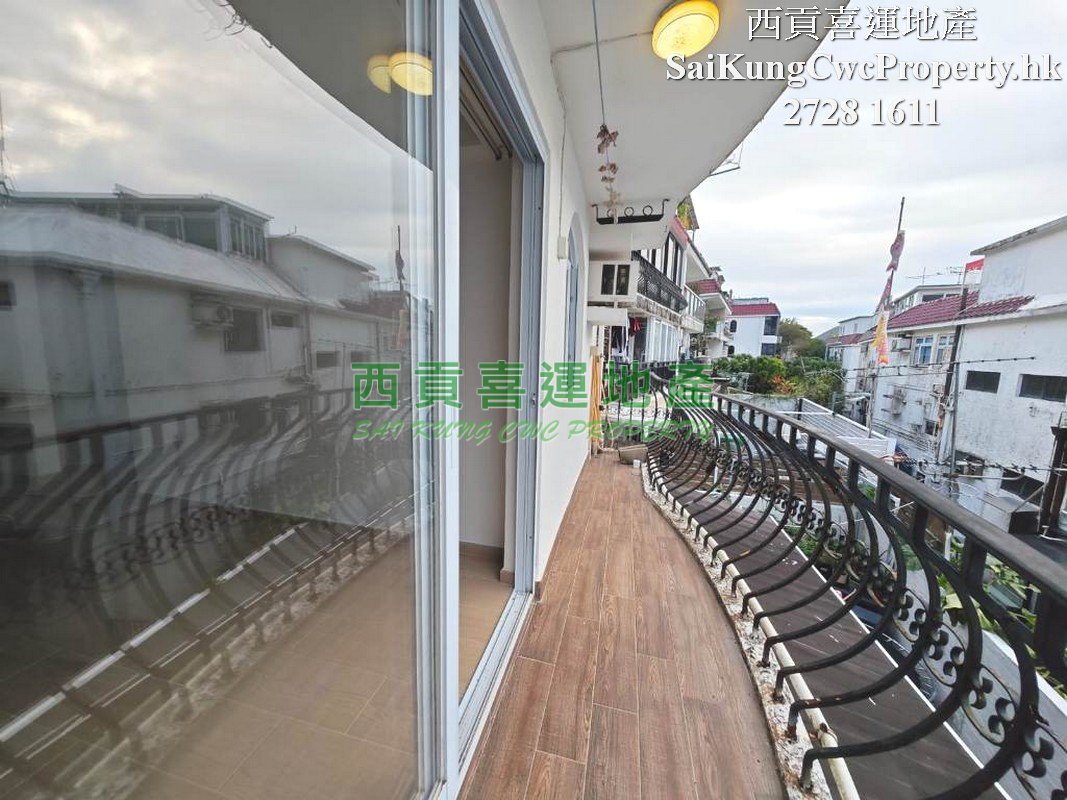 1/F with Balcony*Open Kitchen Sai Kung 033206 For Buy