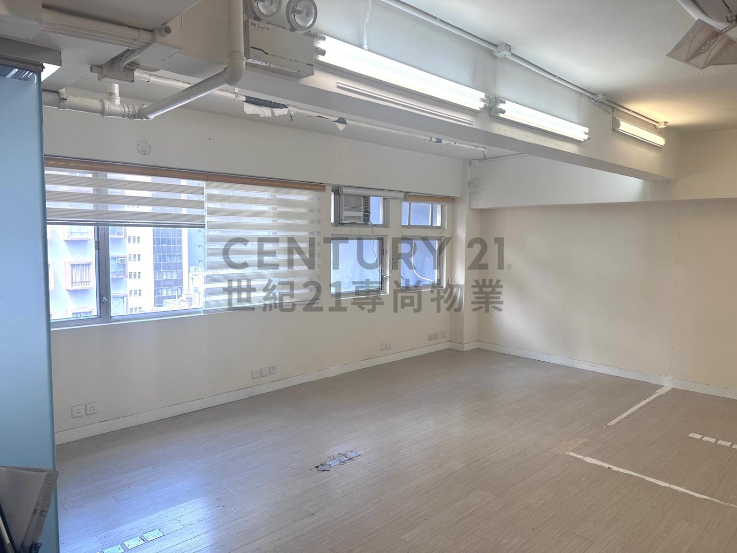 GAYLORD COM BLDG Wan Chai H C104615 For Buy