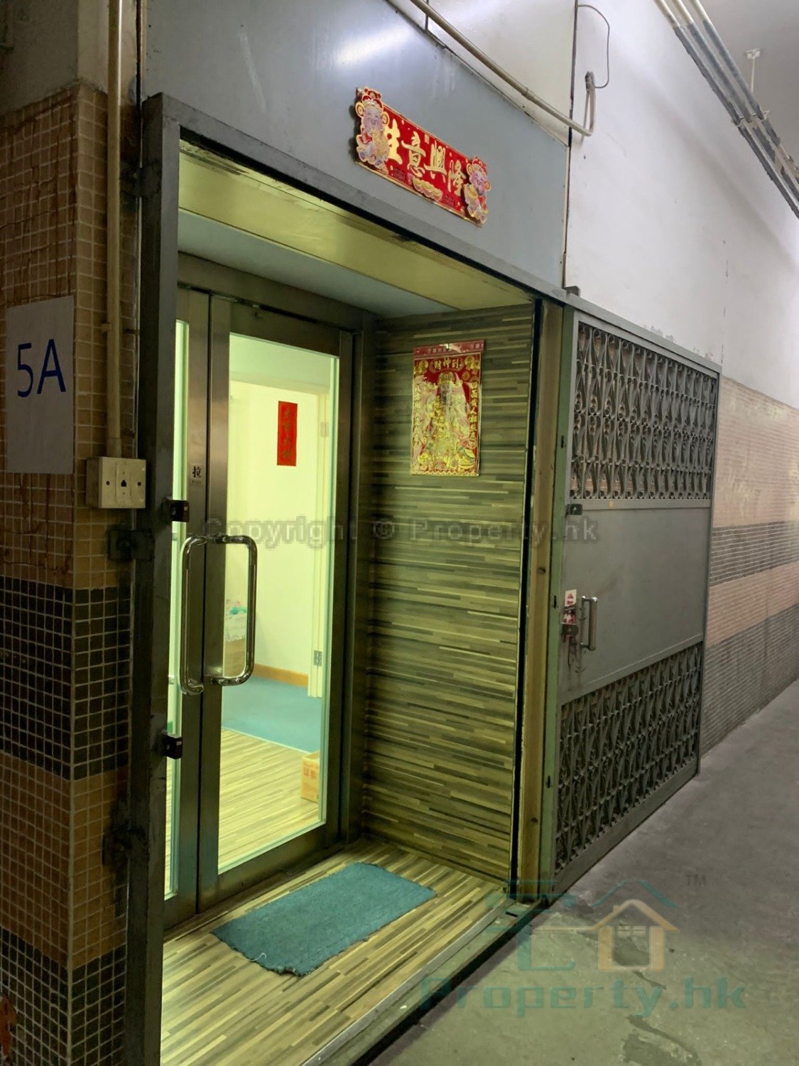 WANG YIP CTR Yuen Long L C212855 For Buy