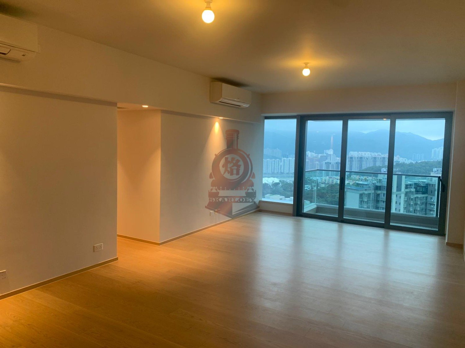 THE CAVARIDGE Shatin 1714304 For Buy