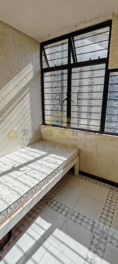 FUNG TAK ESTATE  Diamond Hill M W042785 For Buy