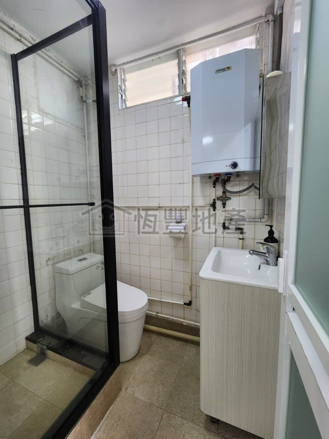 TSUI WAN EST BLK D TSUI NING HSE Chai Wan H N016198 For Buy
