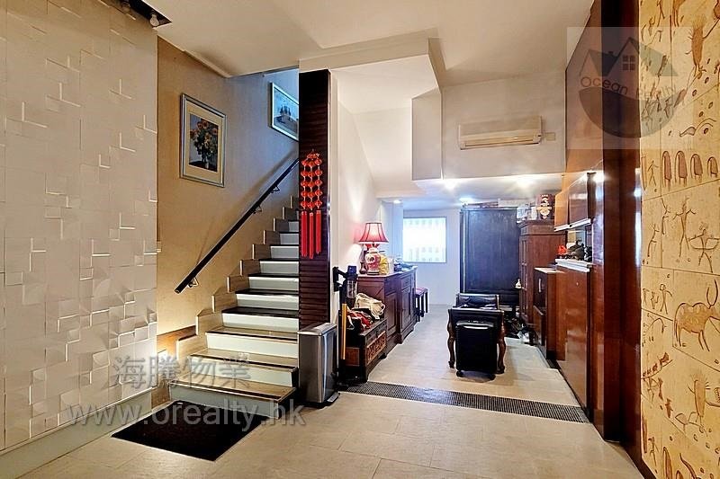 VILLA ROYALE Sai Kung L A013695 For Buy