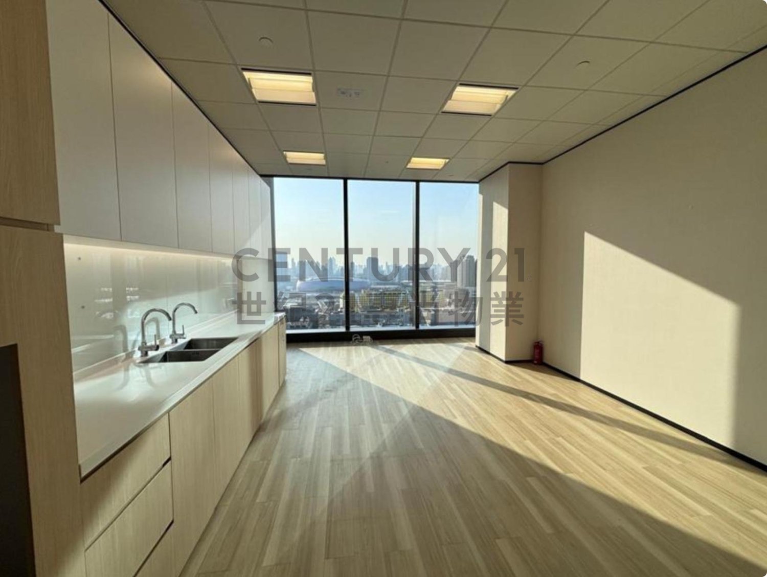 KINGSTON INT'L CTR Kowloon Bay H C206962 For Buy