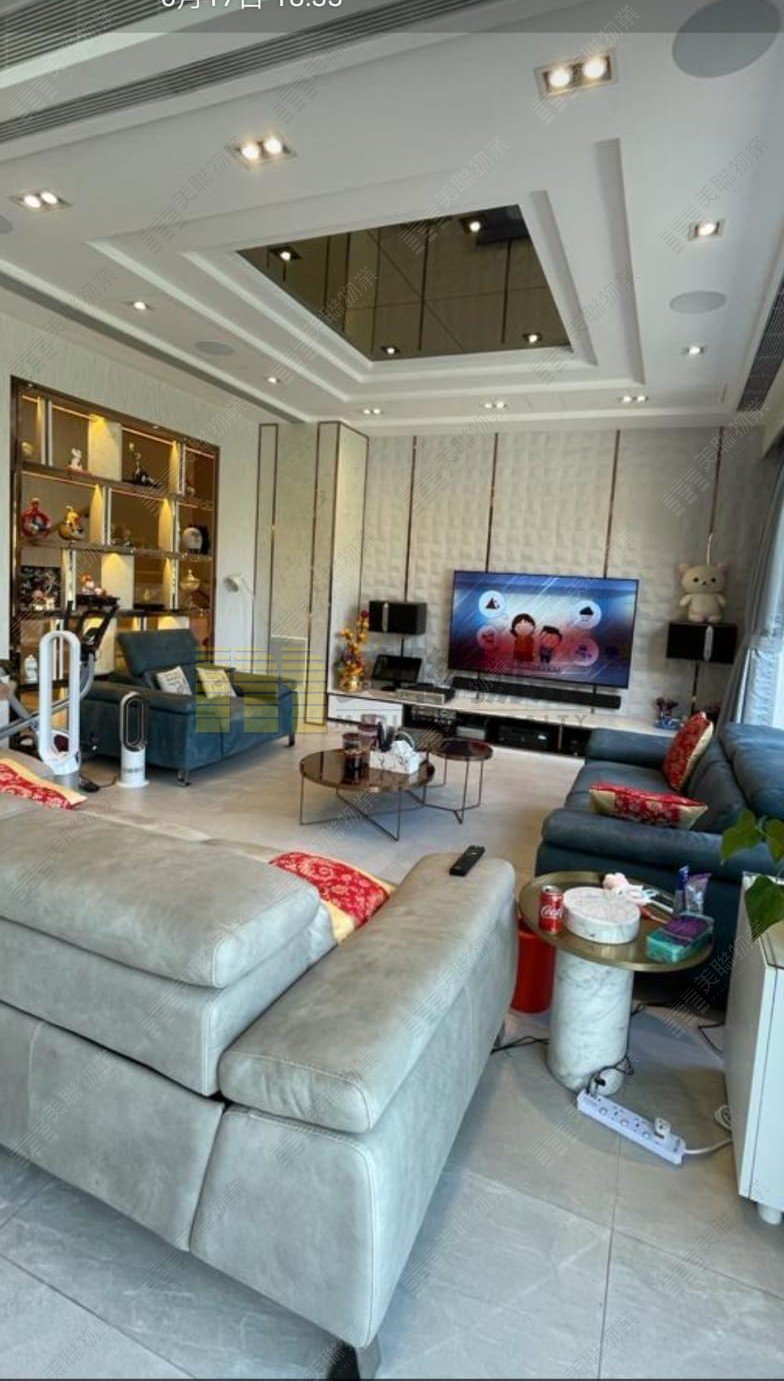 名家匯  顯泰街18號〈獨立屋〉 Shatin 1775600 For Buy
