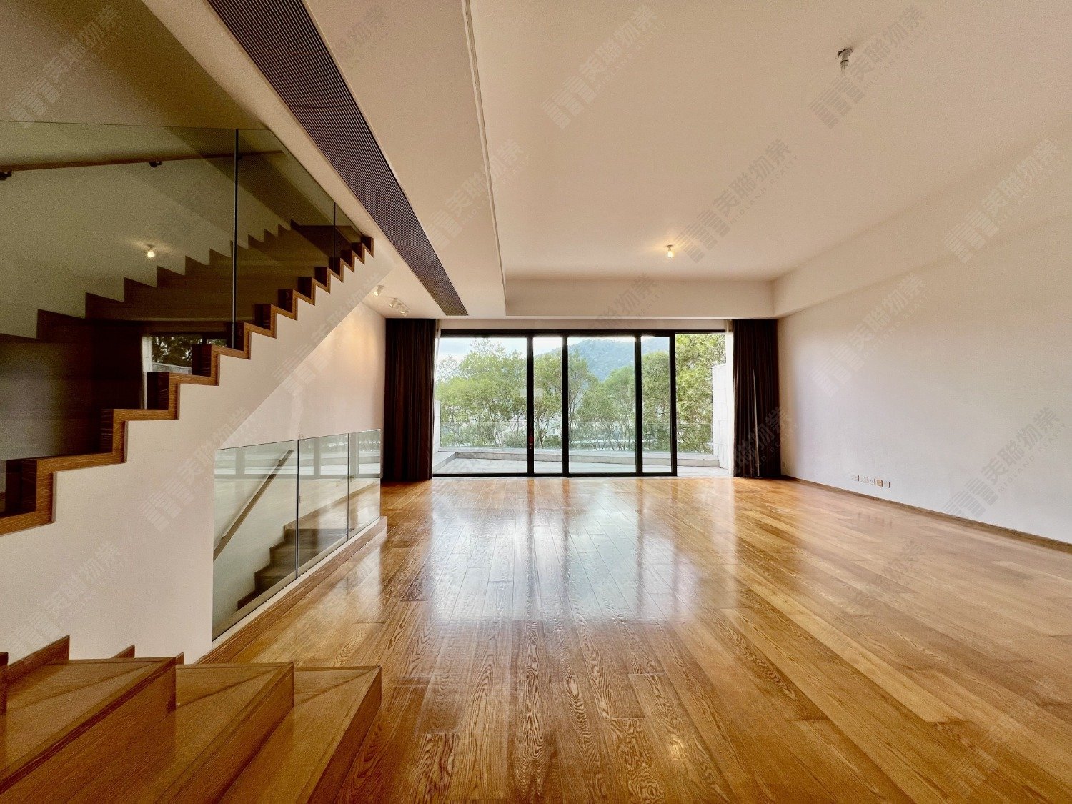 KAU TO HIGHLAND Shatin 1755336 For Buy
