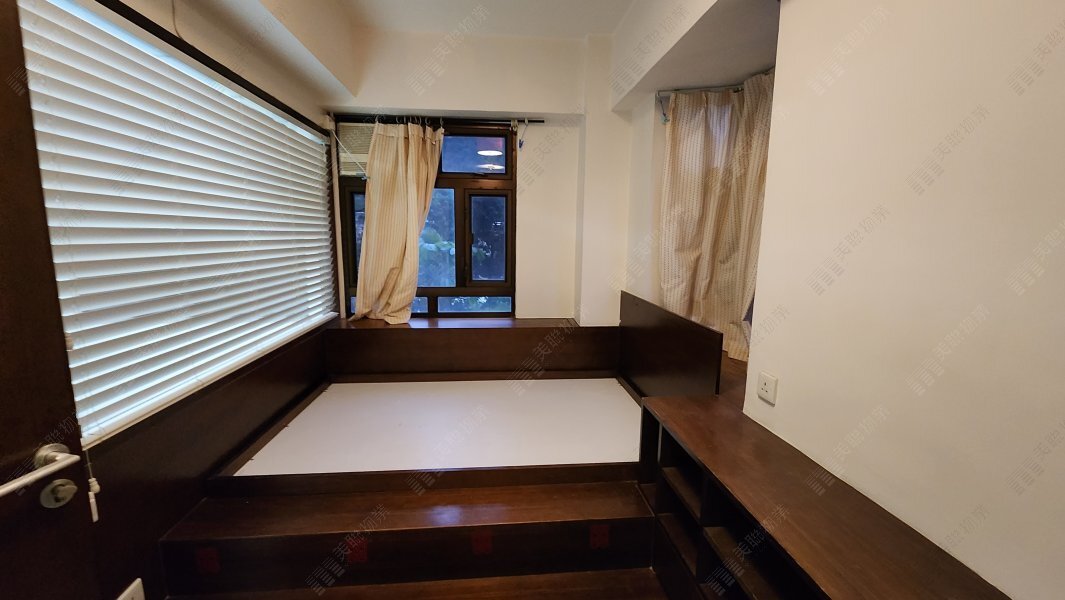 WAI WAH CTR BLK 01 Shatin L 1715108 For Buy