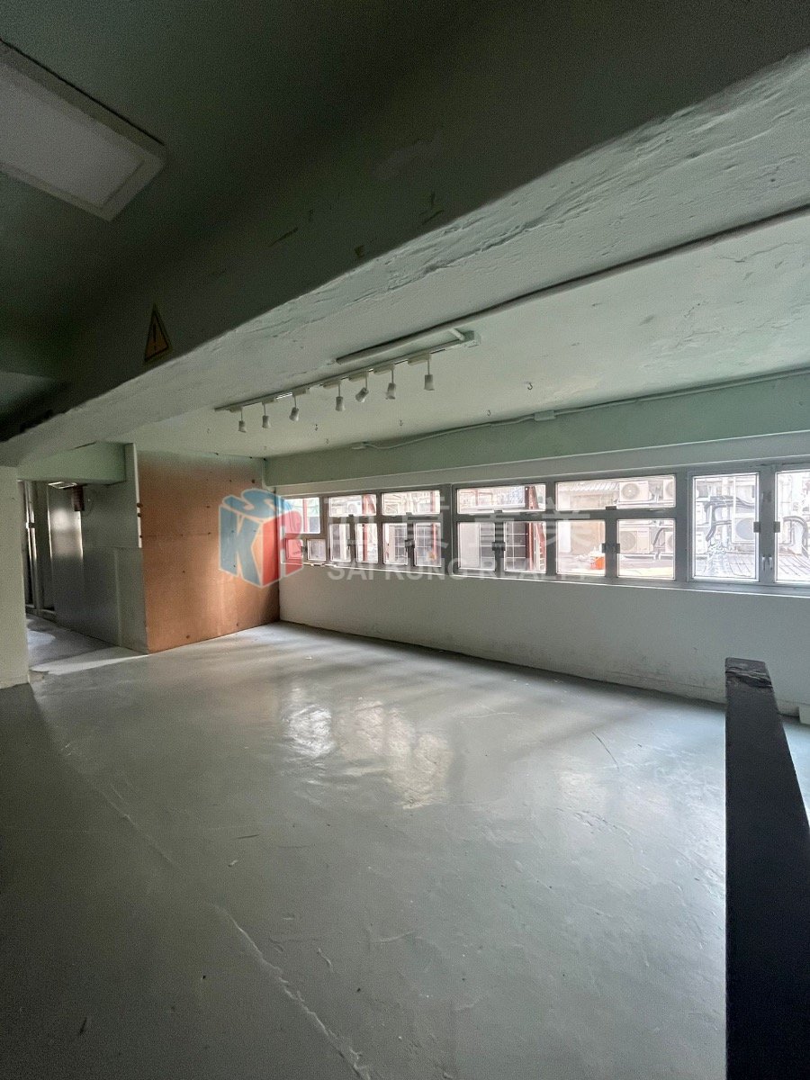 KAM WAH BLDG Sai Kung 002573 For Buy