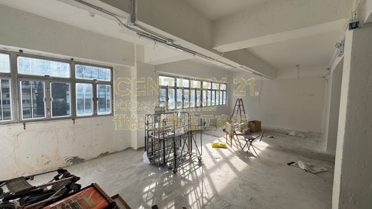 CHEUNG TAK IND BLDG Wong Chuk Hang H K220595 For Buy