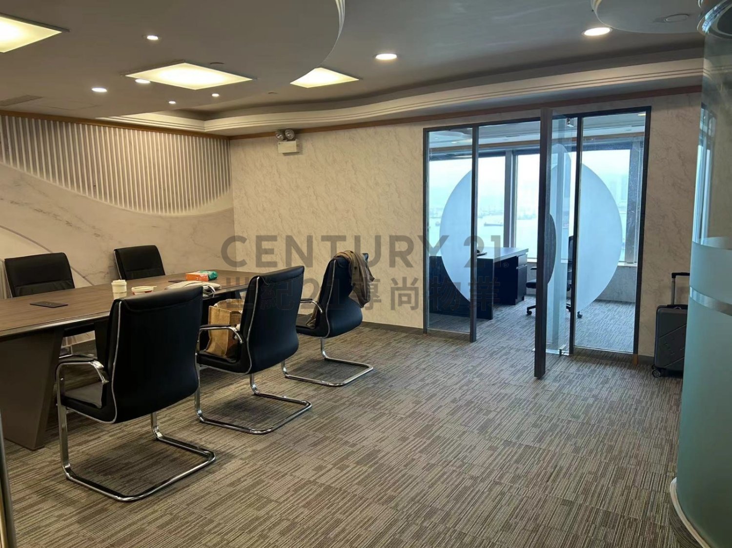 SHUN TAK CTR (WEST TWR) Sheung Wan H C116645 For Buy