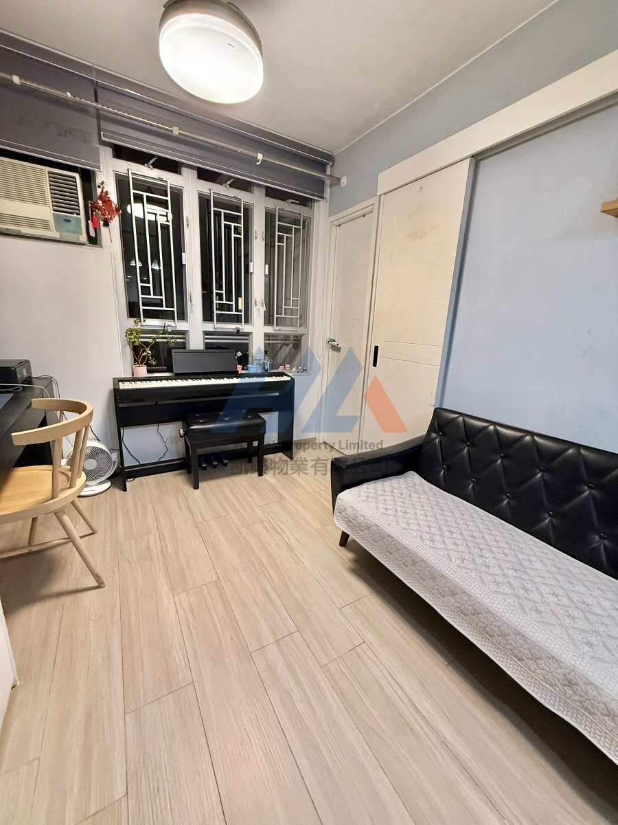HOI LOK COURT BLK E HOI TUNG HSE (HOS) Cheung Sha Wan H 1754464 For Buy